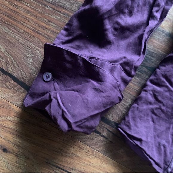 Ann Taylor large Fitted button down shirt purple - Picture 5 of 5